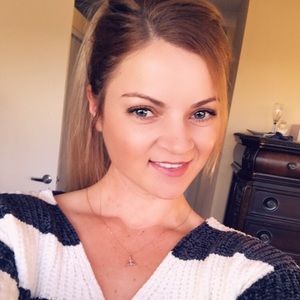 Meet your Posher, Olesya